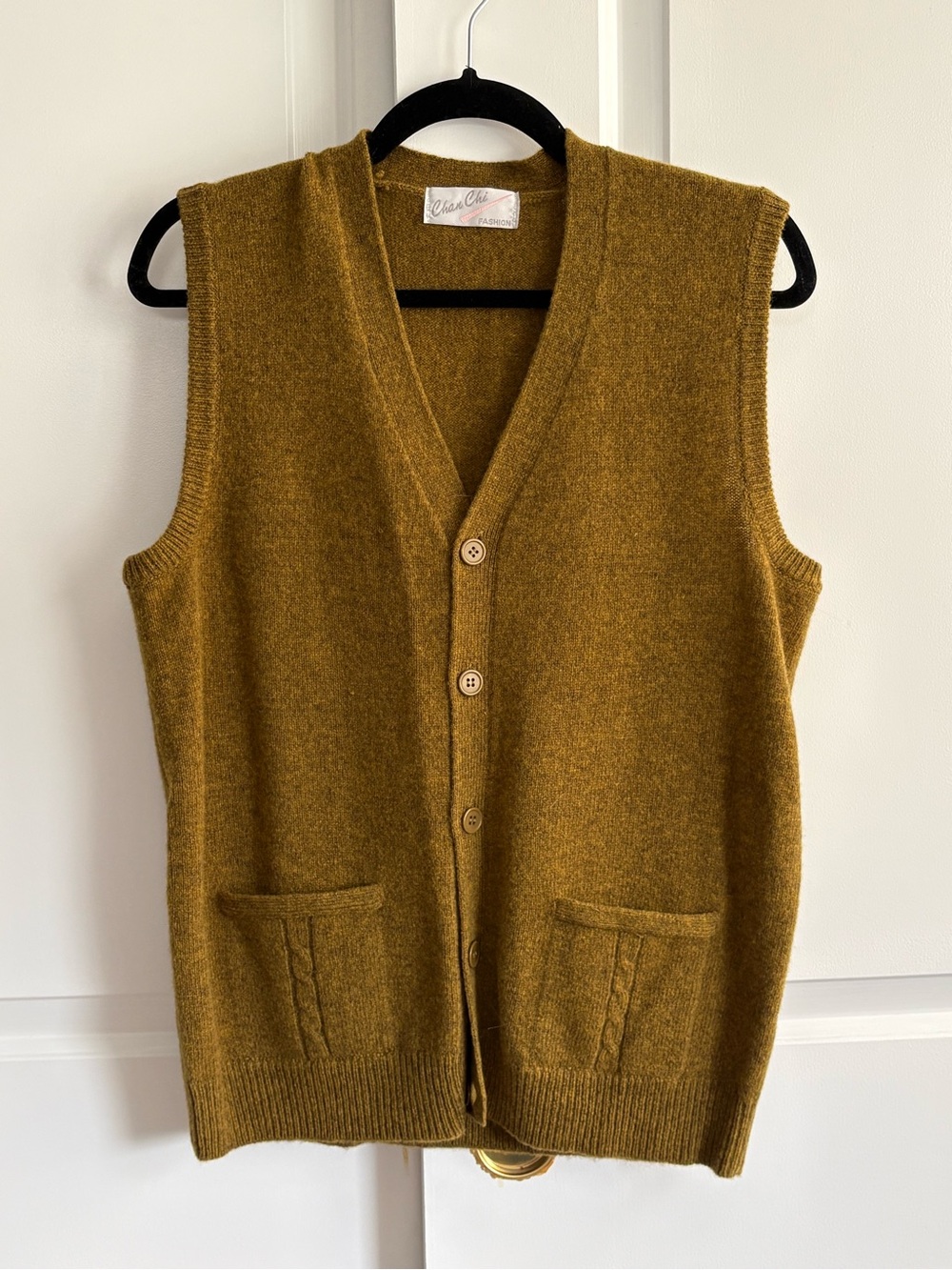 Vintage Chan Chi Fashion Preppy Sweater Vest Small Medium Green